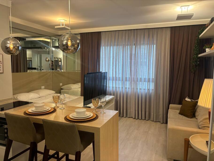 Studio Moderno Ap 32 Soho Life Curitiba Luaran gambar